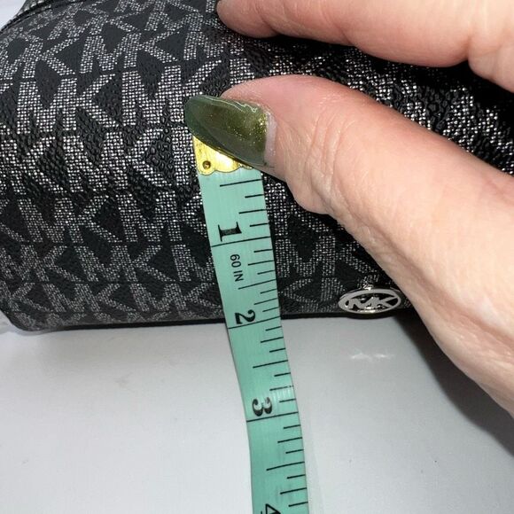 Michael Kors Black and Silver MD Travel Case with Snakeskin Embossed‎ Leather on - Picture 9 of 14